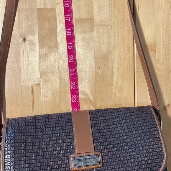 Ted Lapidus Paris Vintage 80s Monogram Leather Crossbody Bag flap closure - Picture 14 of 16